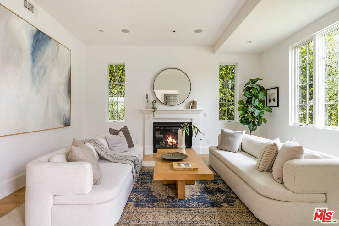 MLS #25549975 image #4