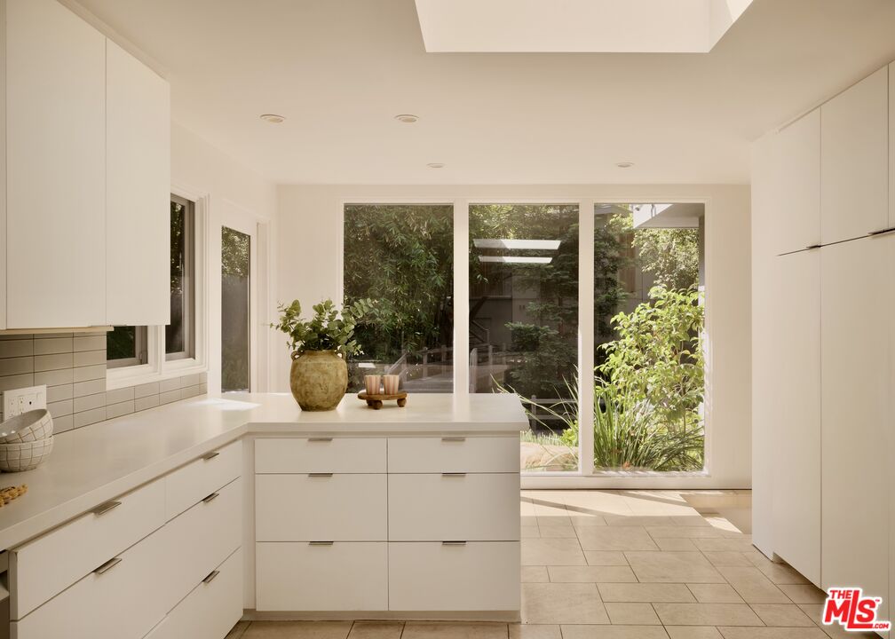 MLS #25550057 image #12