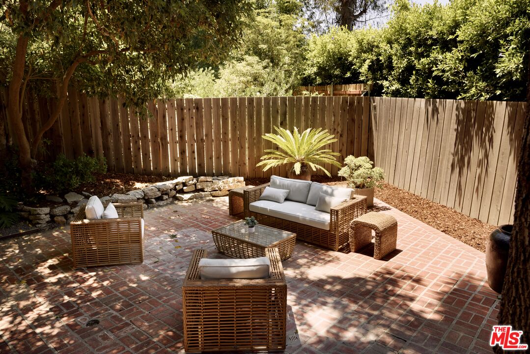 MLS #25550057 image #24