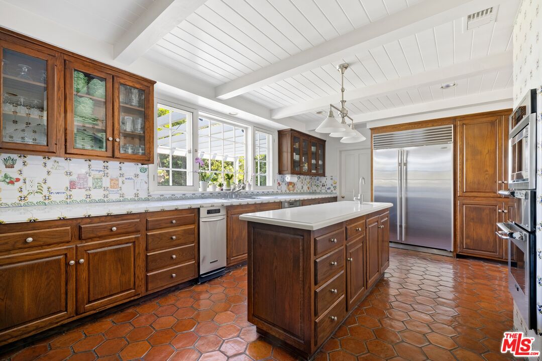 MLS #25550381 image #10