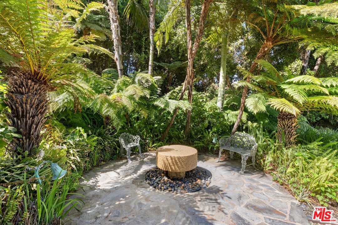 MLS #25550381 image #22