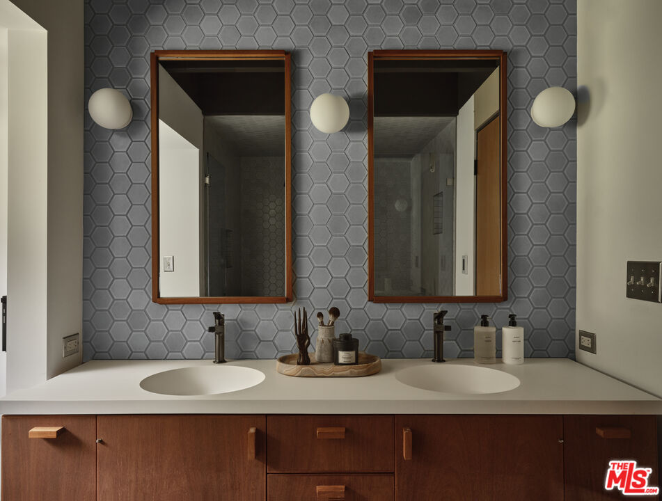 MLS #25550595 image #13