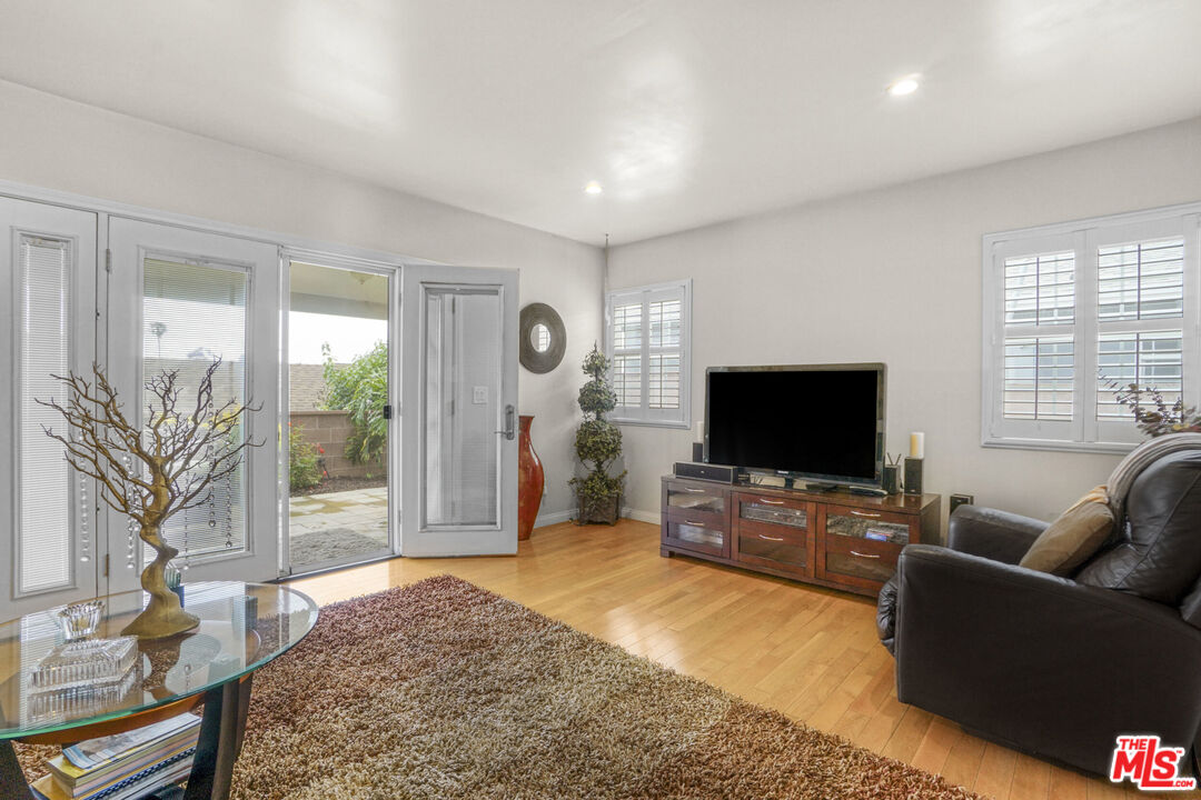 MLS #25550733 image #9