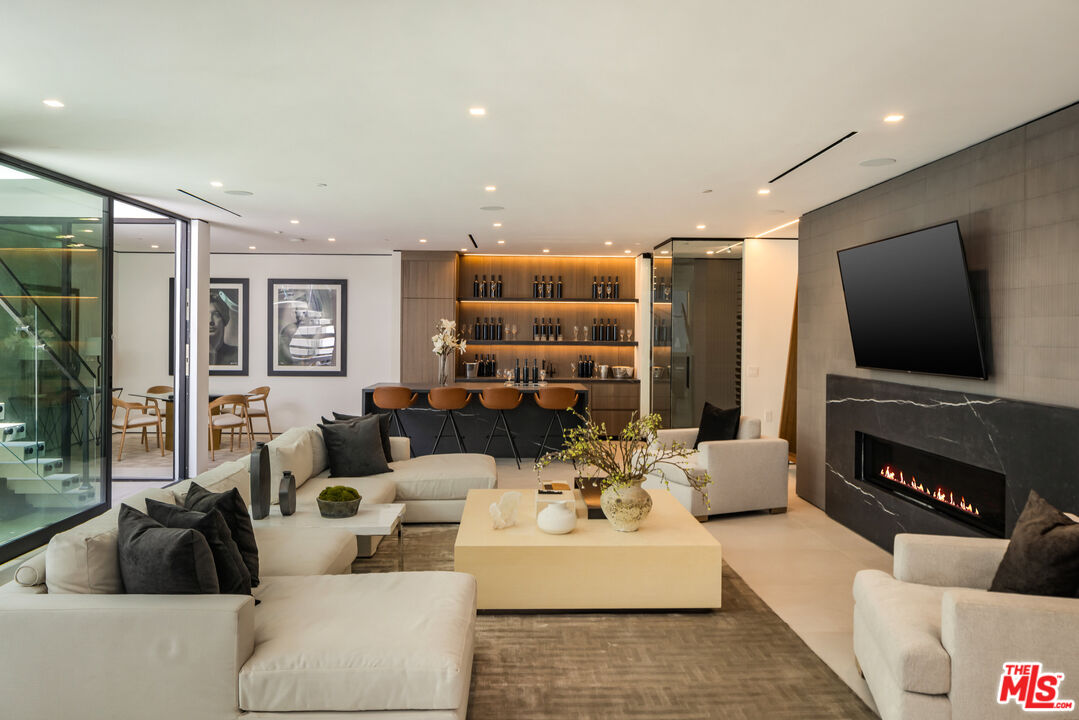 MLS #25551159 image #12