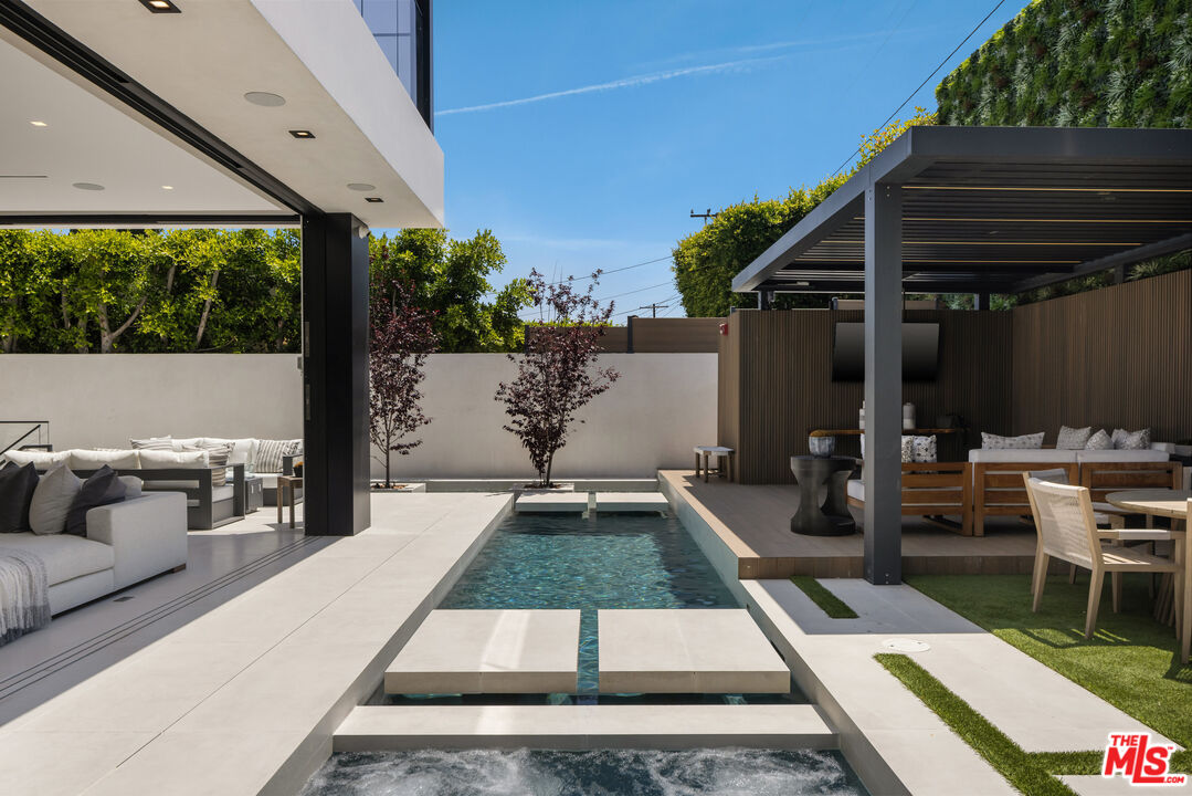 MLS #25551159 image #30