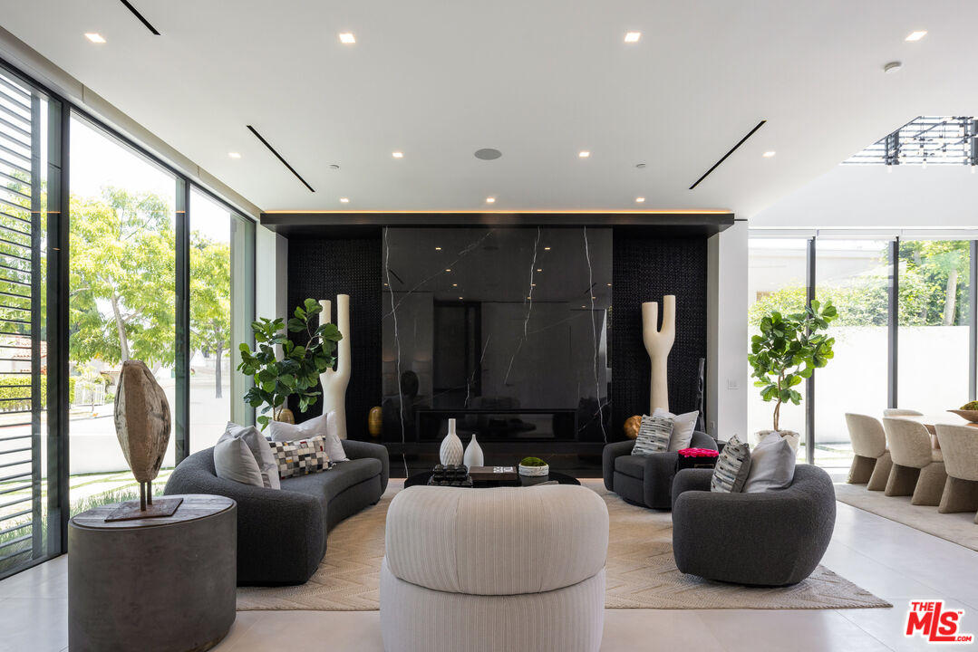 MLS #25551159 image #3