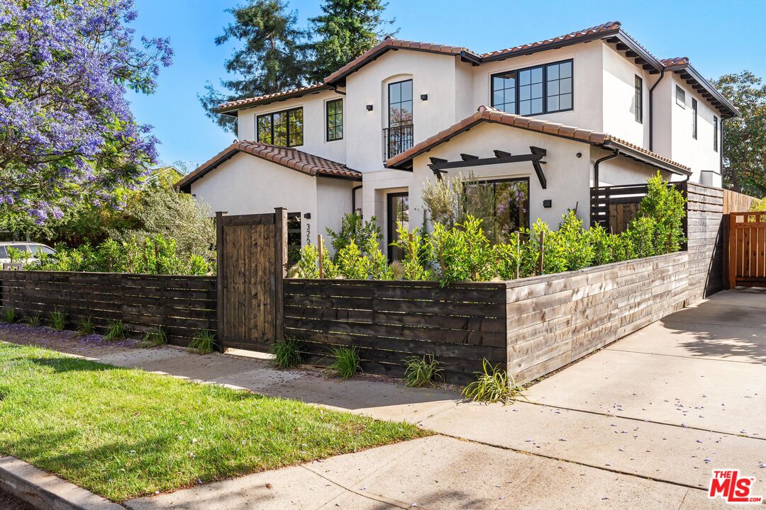 MLS #25551161 image #0