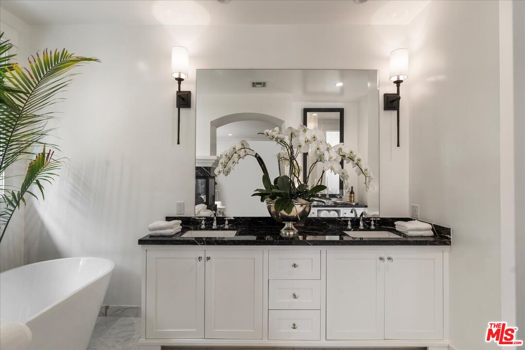 MLS #25551347 image #18