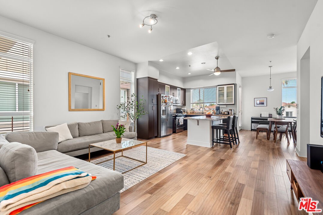 MLS #25551461 image #0