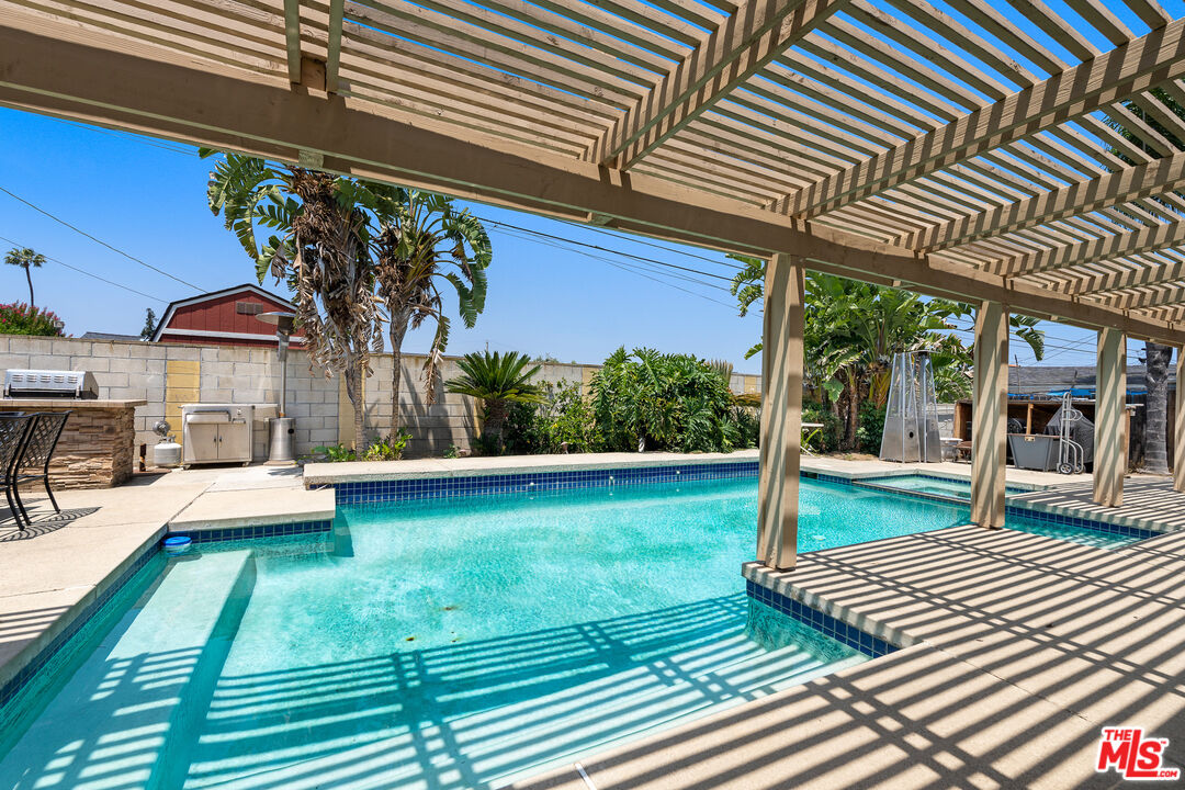 MLS #25551471 image #0