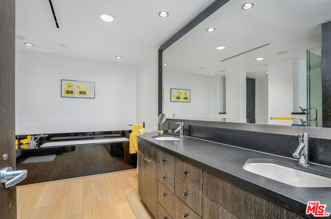 MLS #25551615 image #8