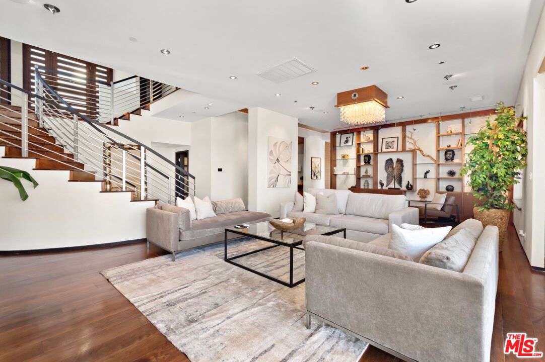 MLS #25552031 image #18