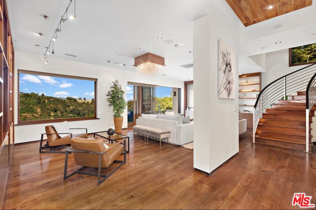 MLS #25552031 image #6