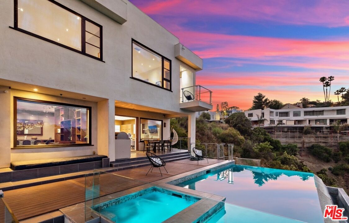 MLS #25552031 image #0