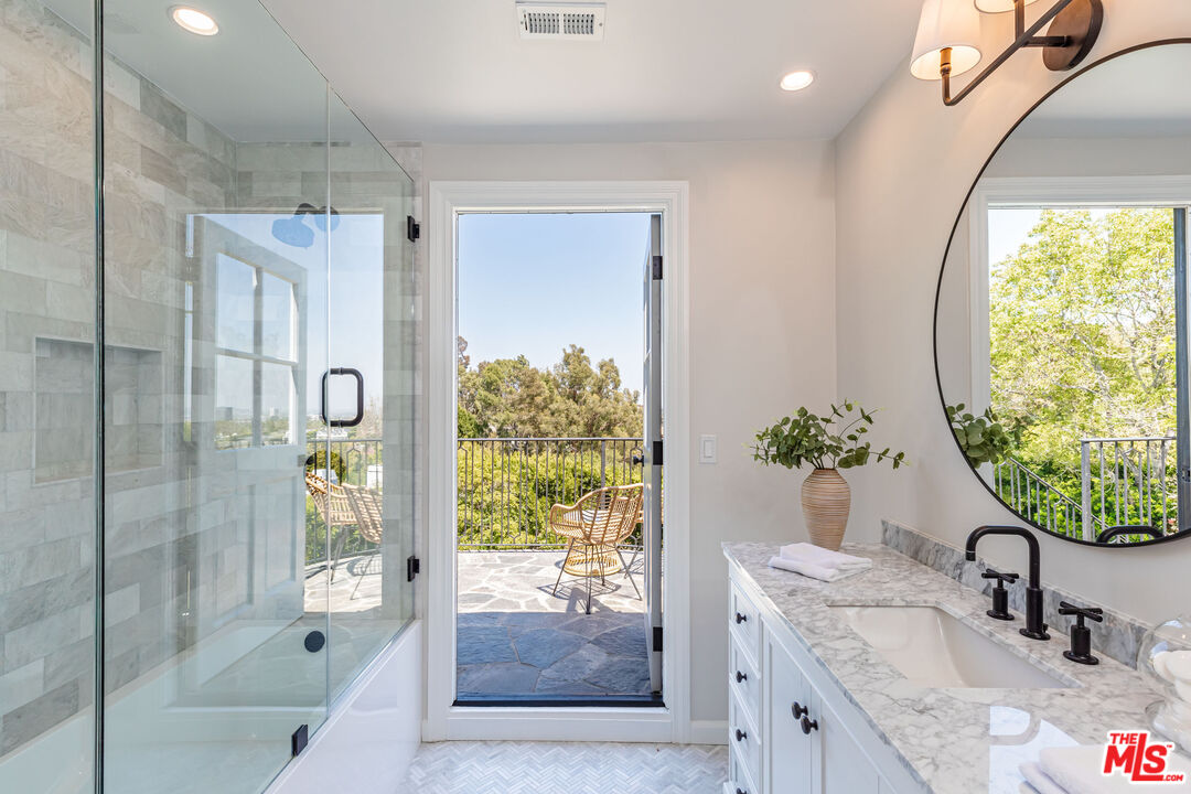 MLS #25552163 image #21