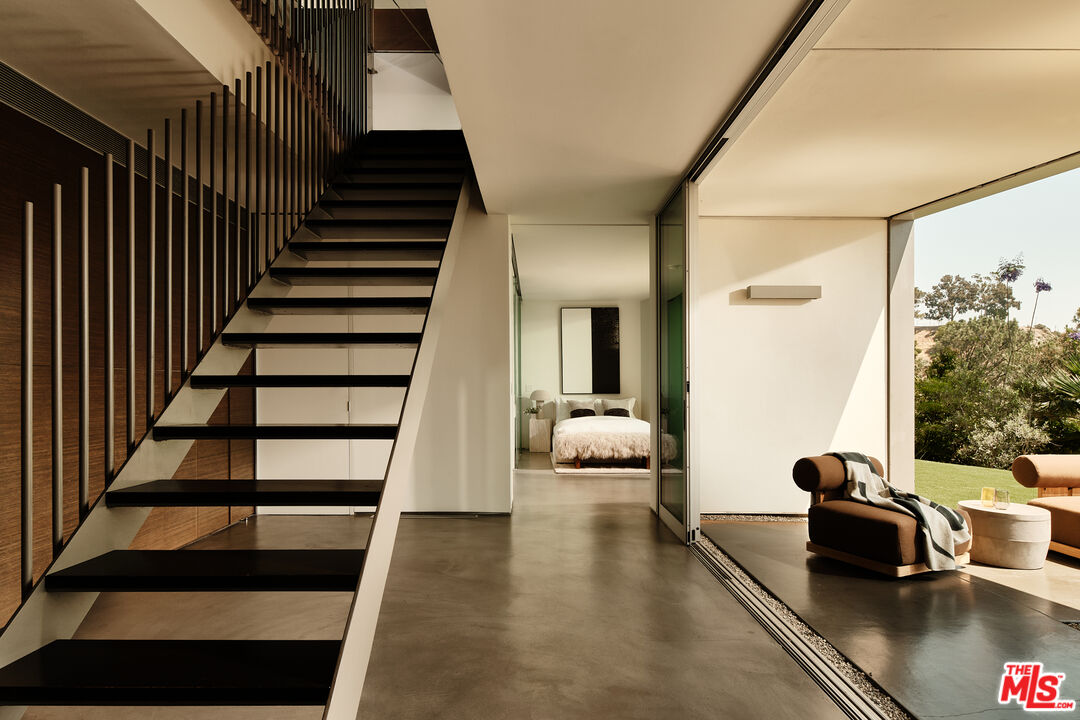 MLS #25552201 image #16