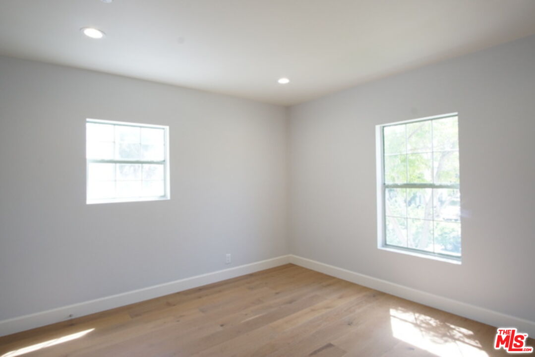 MLS #25552275 image #10