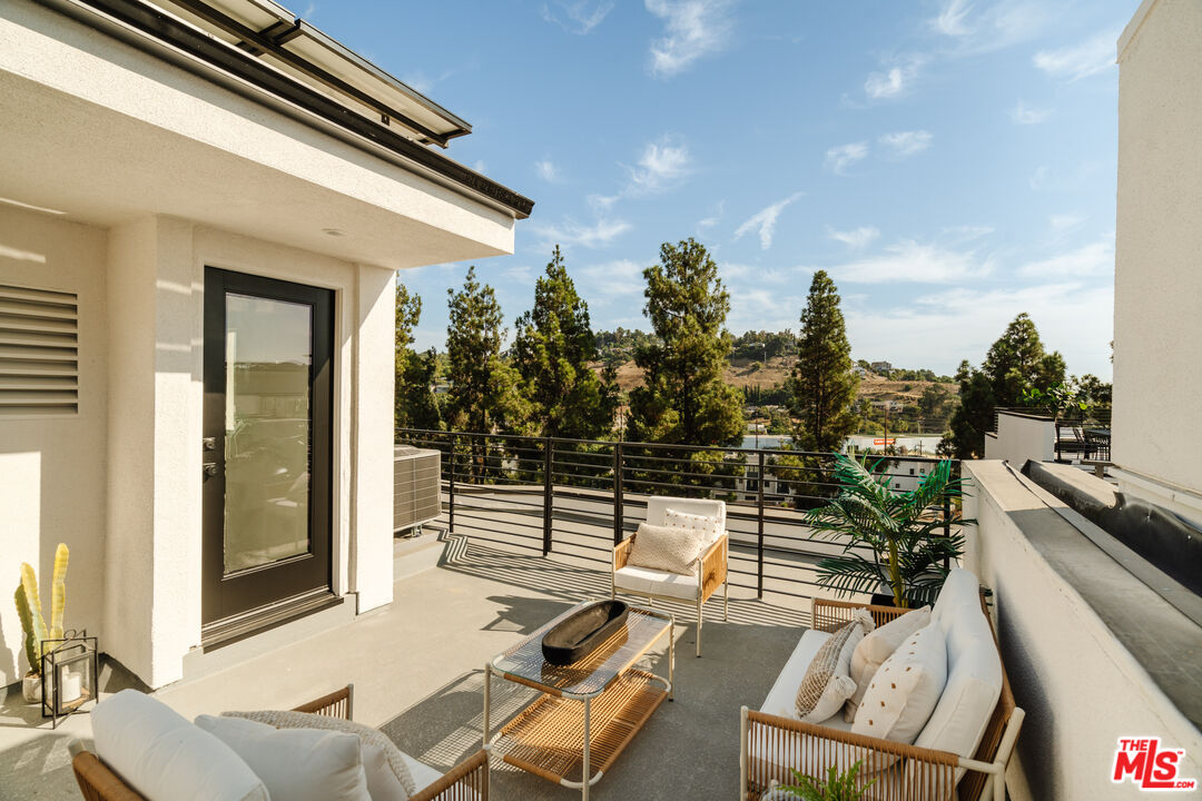 MLS #25552387 image #12