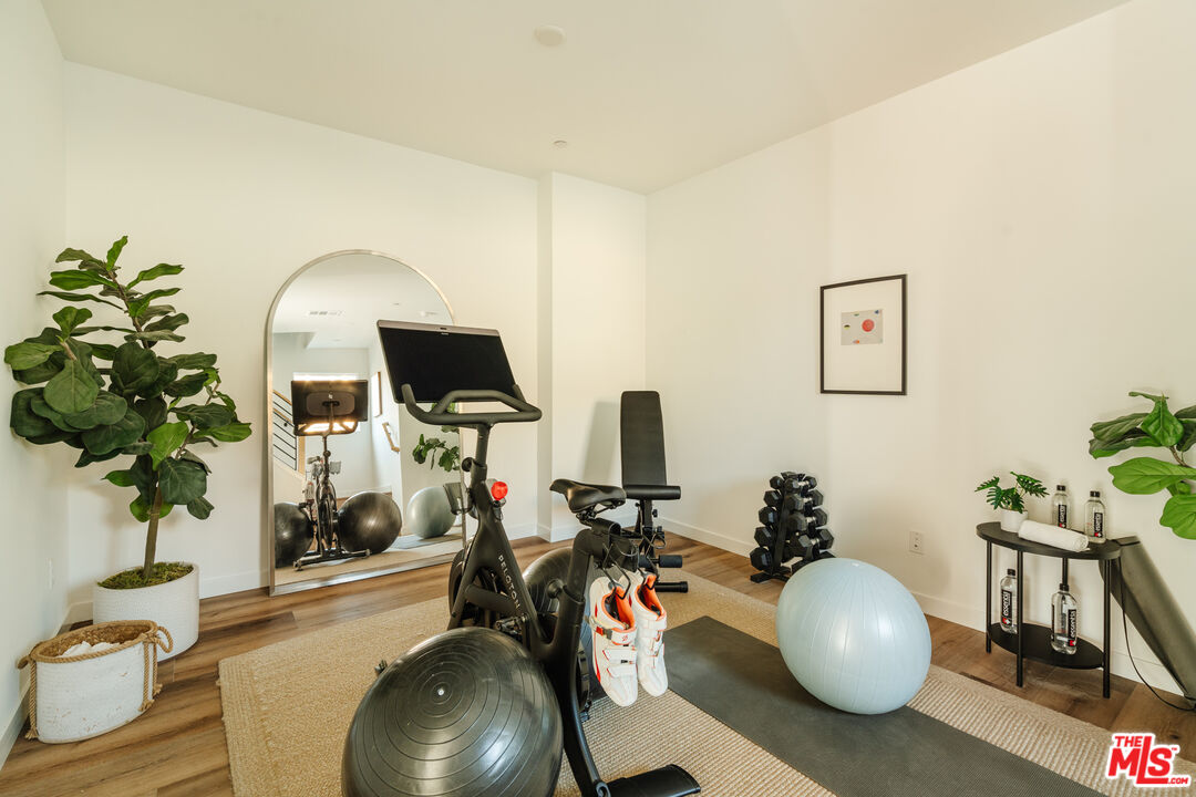 MLS #25552387 image #14