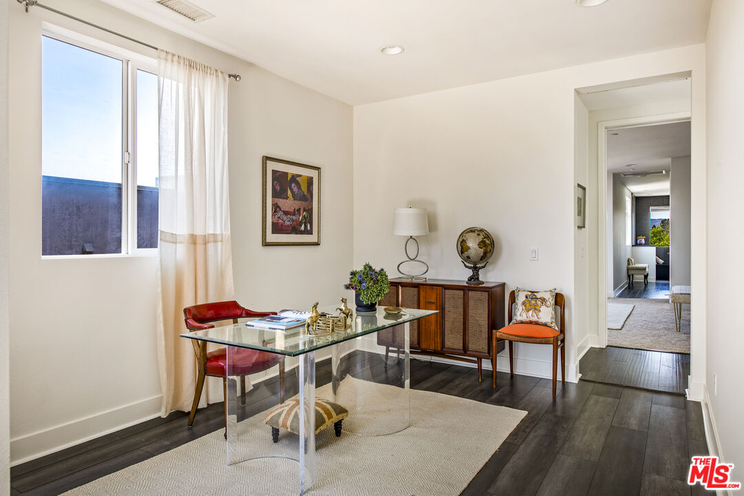 MLS #25552423 image #20