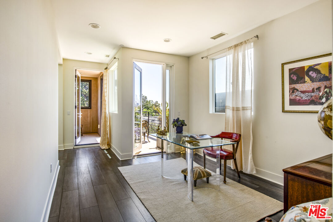 MLS #25552423 image #21