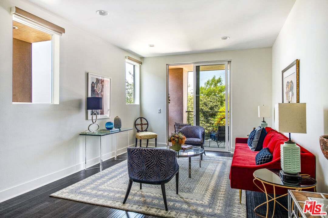 MLS #25552423 image #2