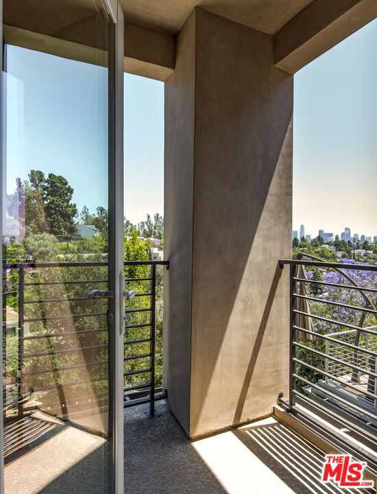 MLS #25552423 image #29