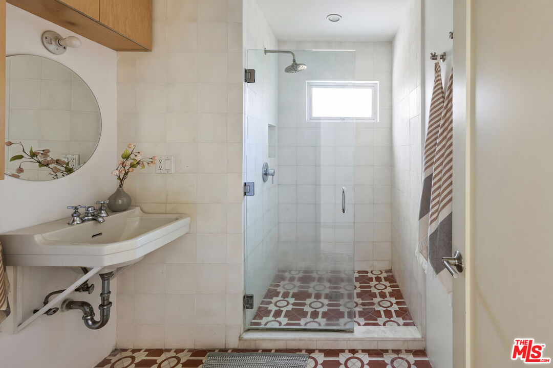 MLS #25552571 image #19