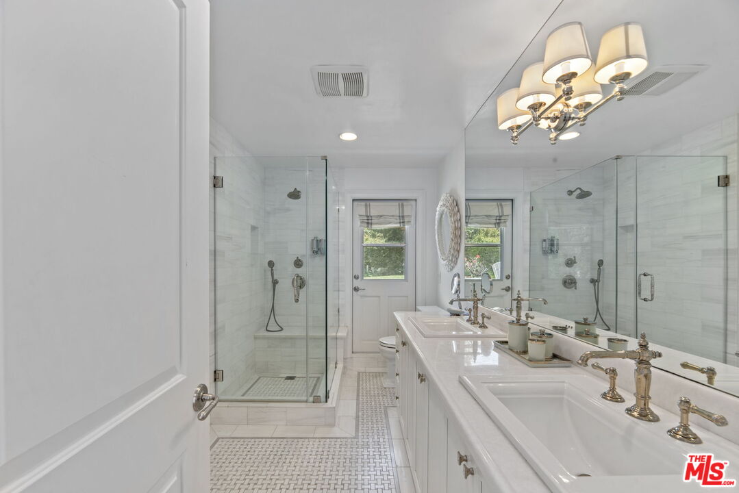 MLS #25552619 image #28