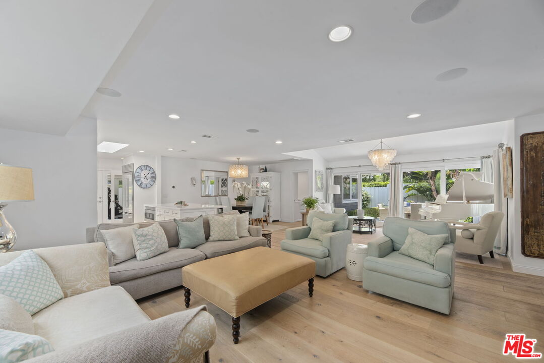 MLS #25552619 image #4