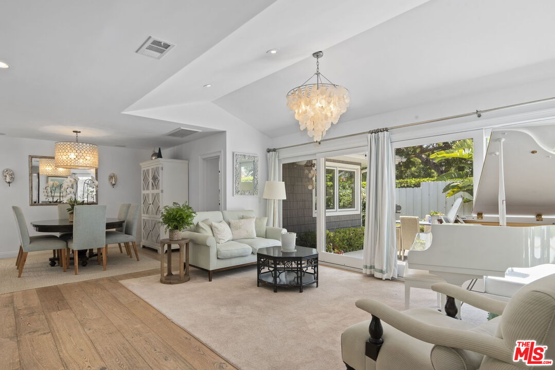 MLS #25552619 image #5