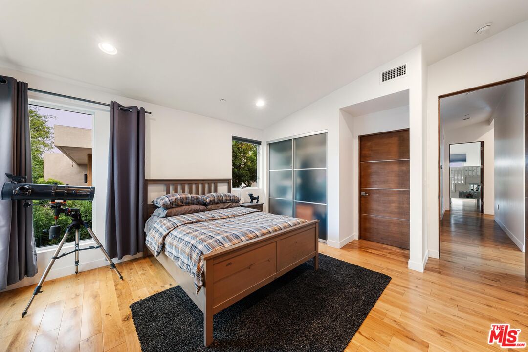 MLS #25552725 image #13