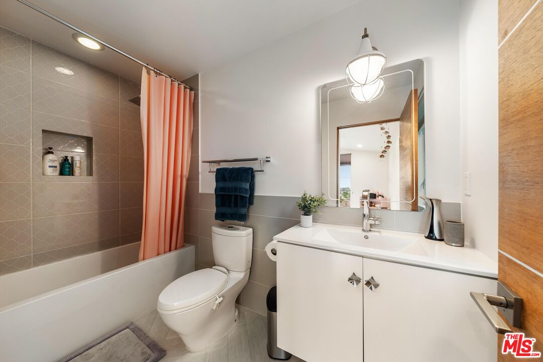 MLS #25552725 image #18