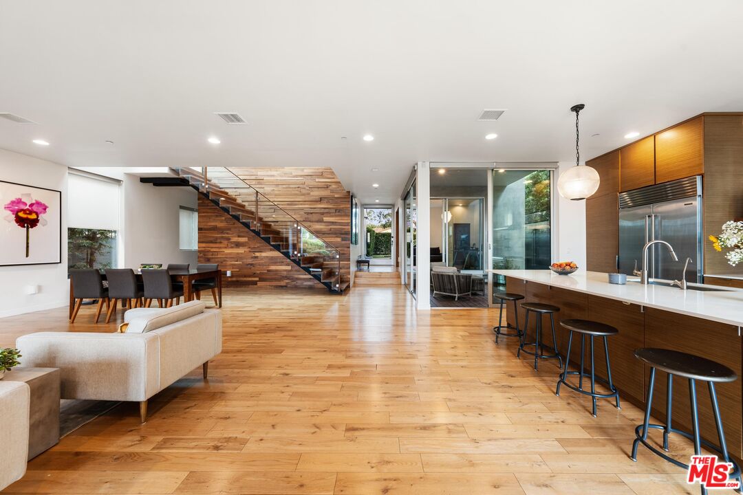 MLS #25552725 image #6