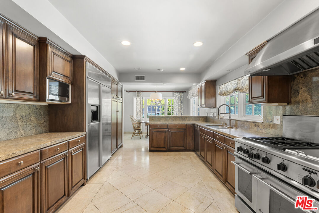 MLS #25552791 image #9