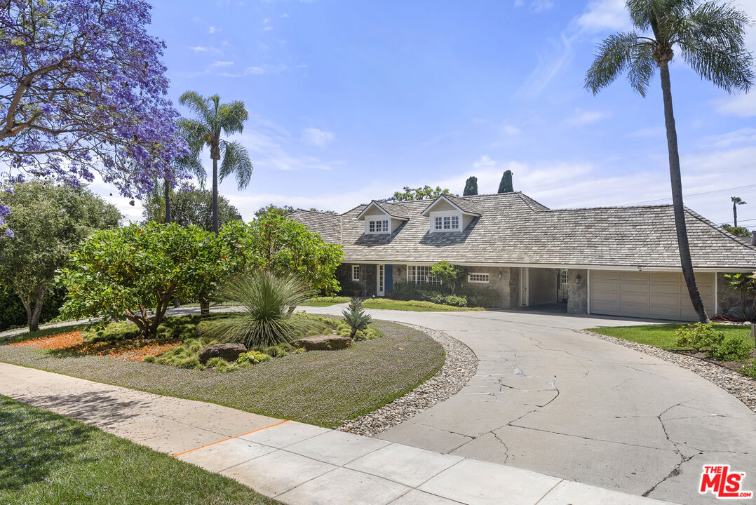 MLS #25552791 image #2