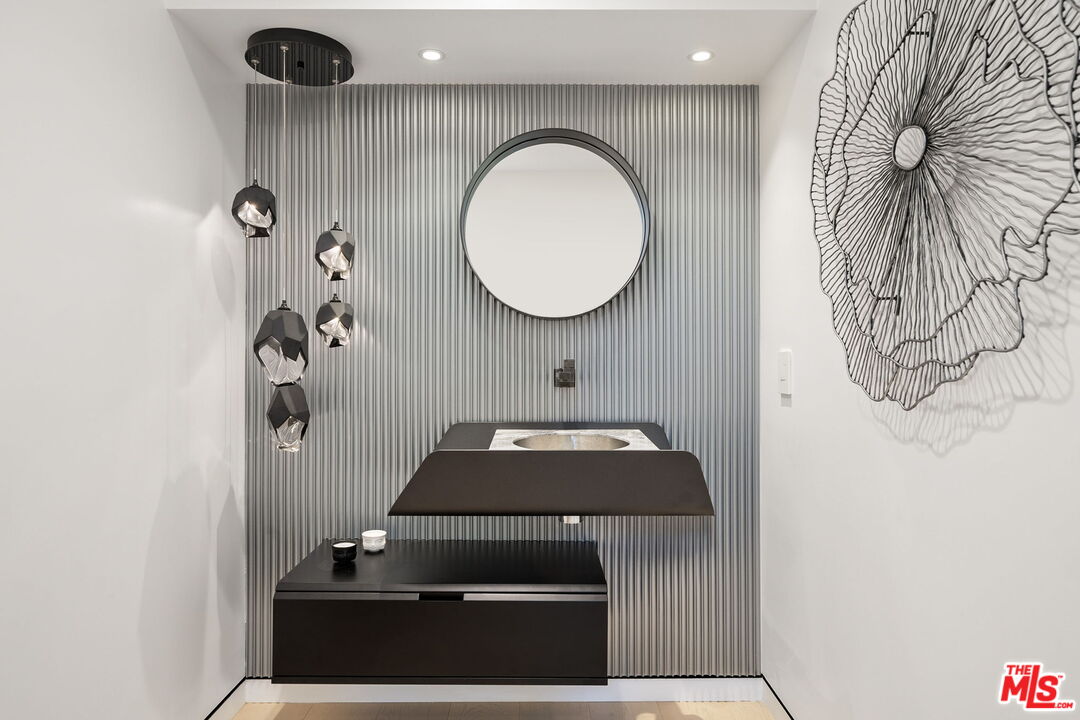 MLS #25552883 image #16