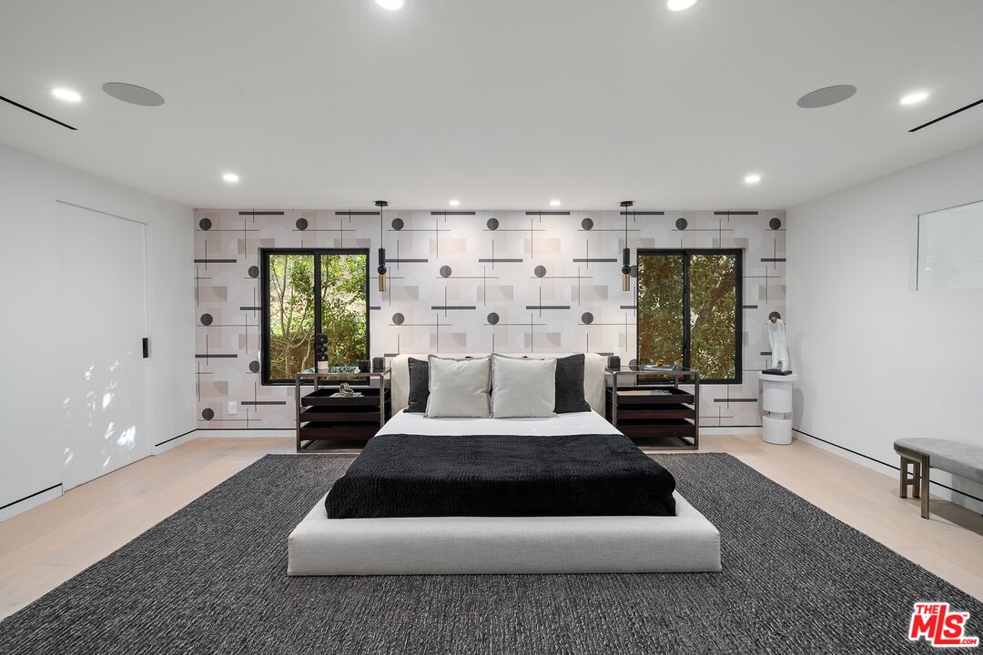 MLS #25552883 image #23