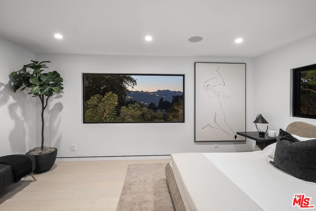 MLS #25552883 image #34