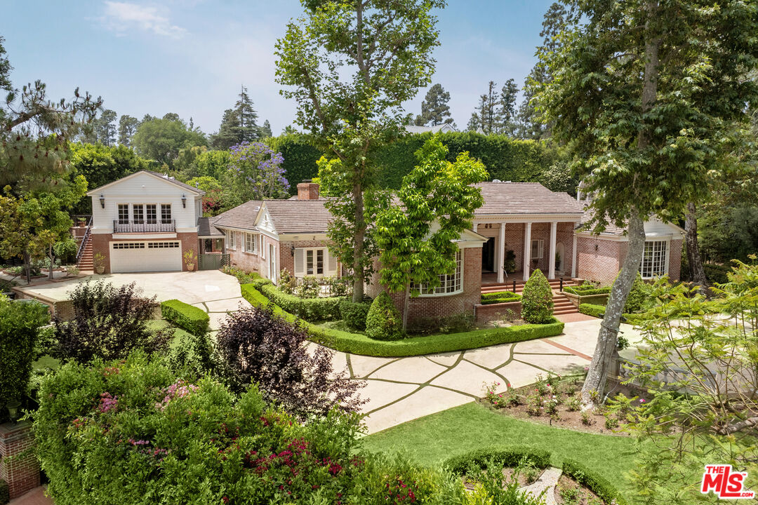 MLS #25552905 image #1