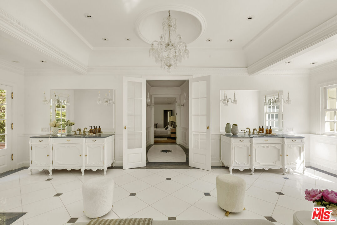 MLS #25552905 image #19