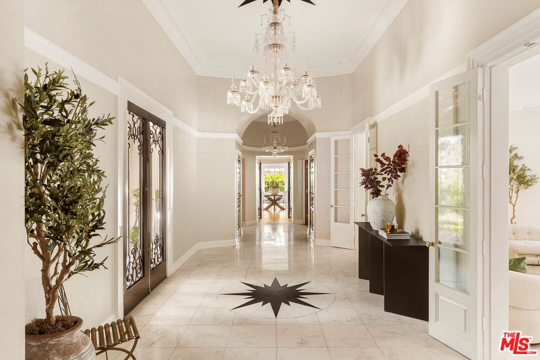 MLS #25552905 image #3