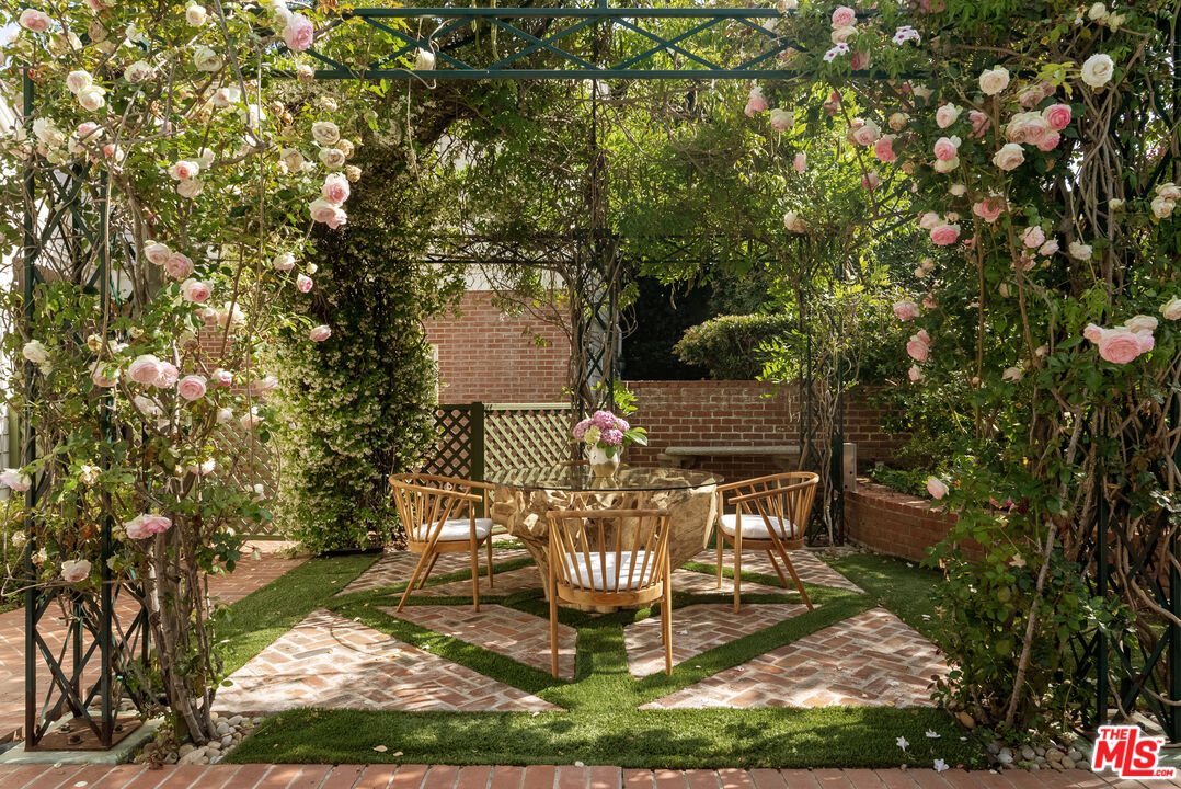 MLS #25552905 image #8