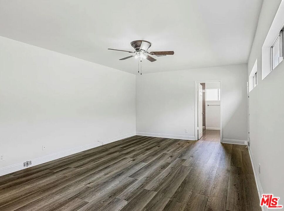 MLS #25552947 image #16