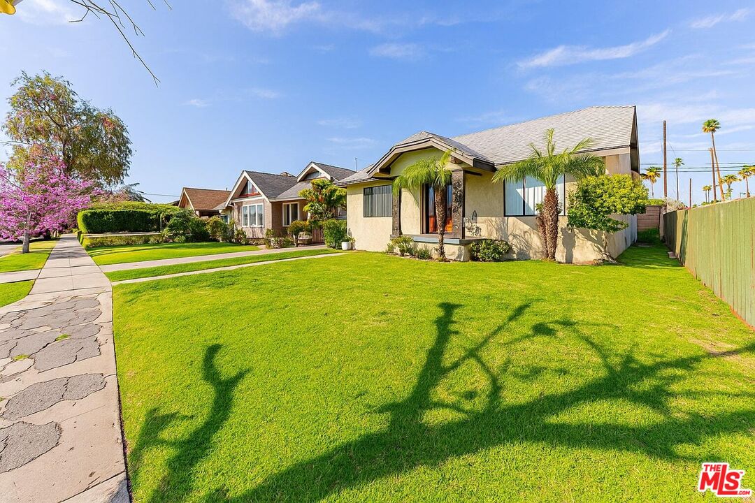 MLS #25552947 image #1