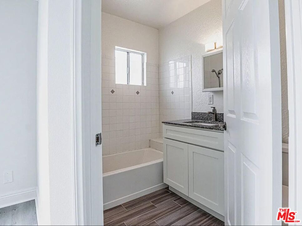 MLS #25552947 image #19