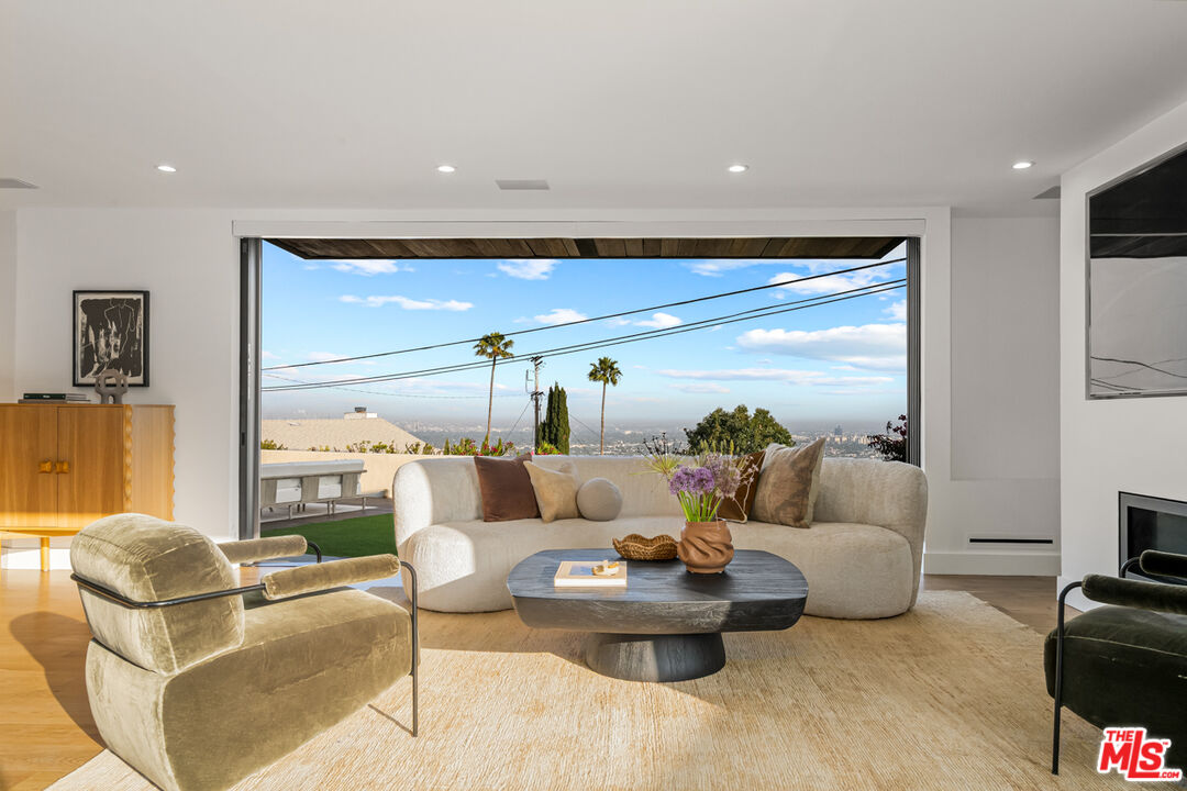 MLS #25552985 image #14