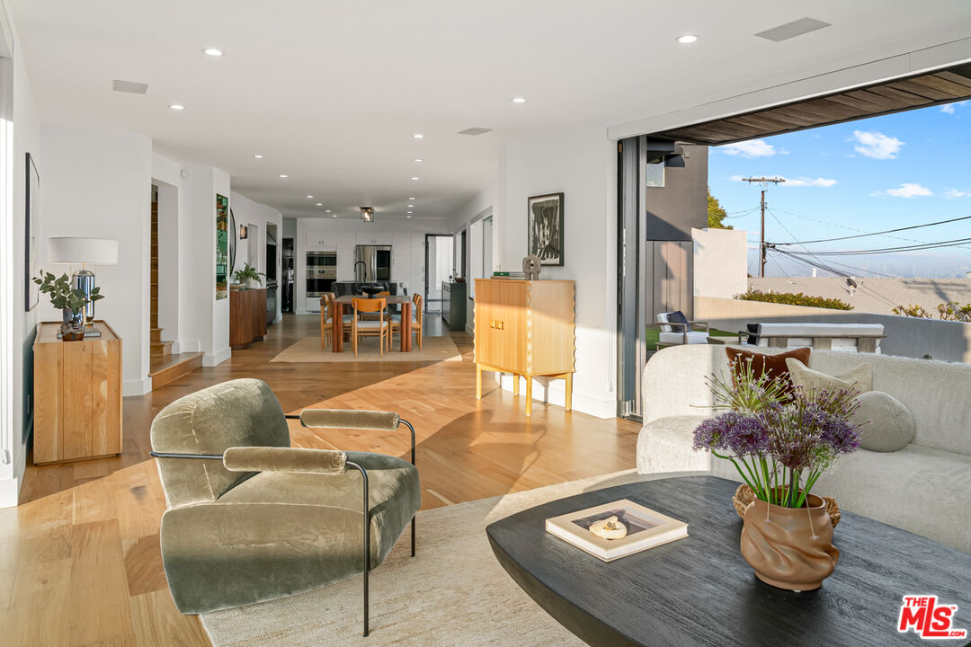 MLS #25552985 image #17