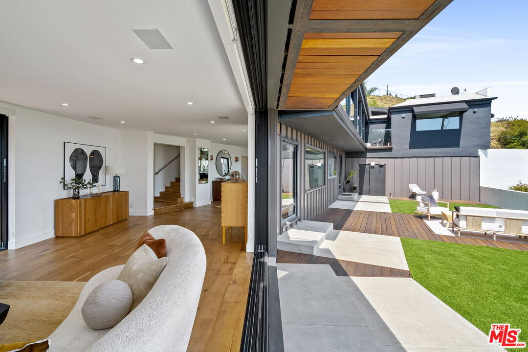 MLS #25552985 image #18