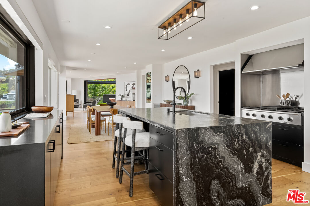 MLS #25552985 image #22